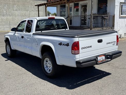 Used 2004 Dodge Dakota 4x4 Club Cab w/ Tire & Handling Group image 5