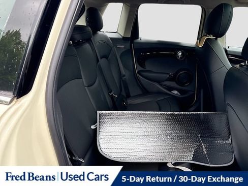 Used 2021 MINI Cooper 4-Door Hardtop FWD image 34