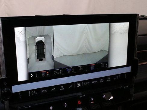 New 2025 GMC Hummer EV 2X image 22