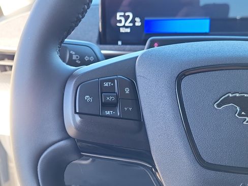 Used 2022 Ford Mustang Mach-E Premium image 15