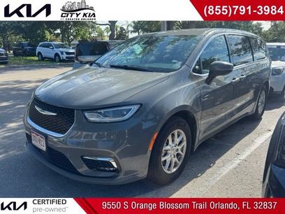 Used 2023 Chrysler Pacifica Touring-L