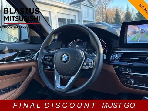Used 2023 BMW 530i xDrive w/ Convenience Package image 20