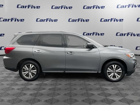 Used 2020 Nissan Pathfinder SL AWD/4WD image 7