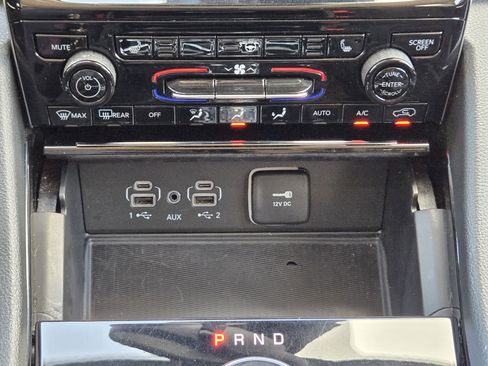 Certified 2023 Jeep Grand Cherokee Laredo w/ Luxury Tech Group I AWD/4WD image 20