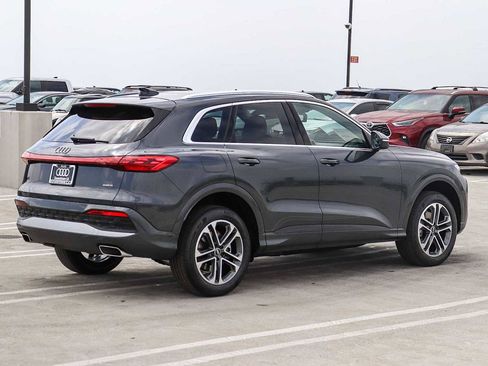New 2026 Audi Q5 Premium AWD/4WD image 4