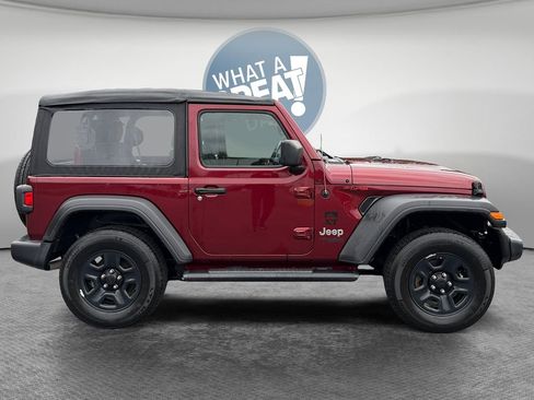 Used 2021 Jeep Wrangler Sport AWD/4WD image 2