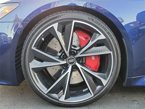 Used 2021 Audi RS 7 4.0T w/ Carbon Optic Package image 28