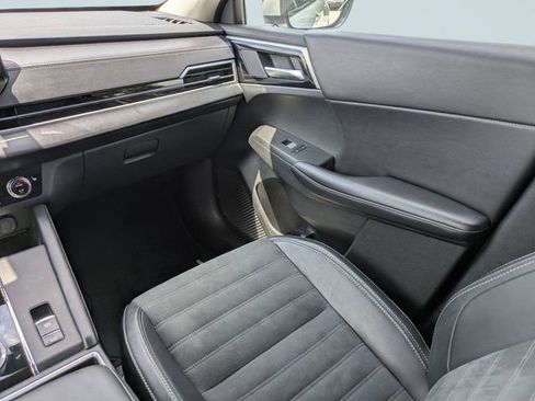 Used 2024 Mitsubishi Outlander SE FWD image 18