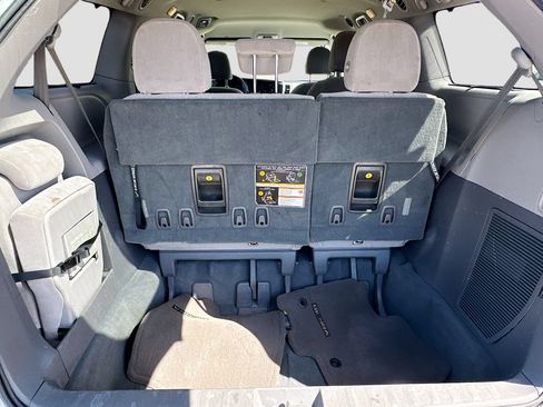 Used 2019 Toyota Sienna LE FWD image 29