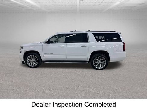 Used 2020 Chevrolet Suburban Premier AWD/4WD image 7