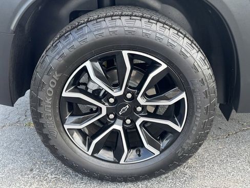Used 2024 Chevrolet TrailBlazer ACTIV w/ Driver Confidence Package image 6
