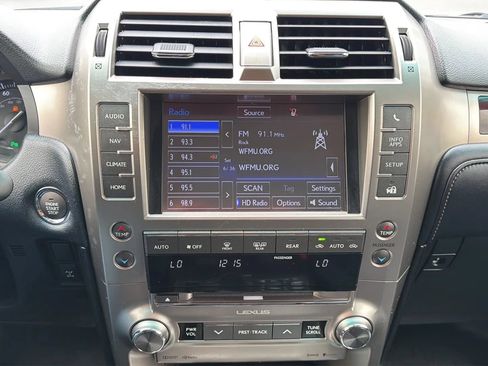 Used 2017 Lexus GX 460 Premium w/ Premium Package AWD/4WD image 17