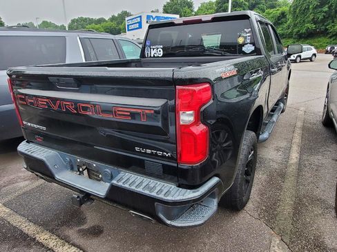 Used 2019 Chevrolet Silverado 1500 Custom Trail Boss w/ Custom Convenience Package AWD/4WD image 9