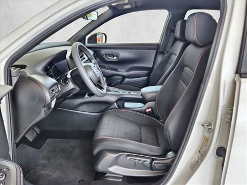 Used 2024 Honda HR-V Sport image 21