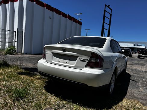 Used 2005 Subaru Outback 3.0R AWD/4WD image 5