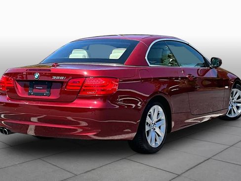 Used 2011 BMW 328i Convertible image 11