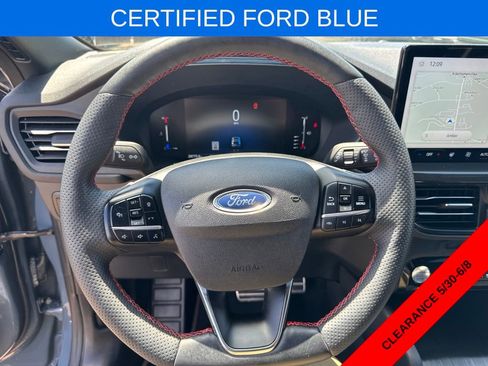 Certified 2023 Ford Escape ST-Line w/ Tech Pack #1 AWD/4WD image 17