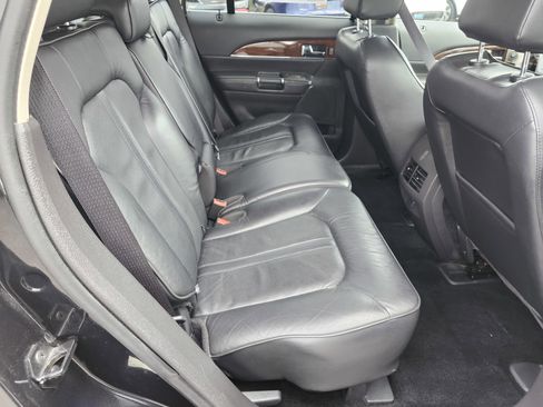 Used 2014 Lincoln MKX AWD w/ Equipment Group 101A image 21