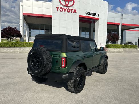 Used 2024 Ford Bronco Wildtrak image 5