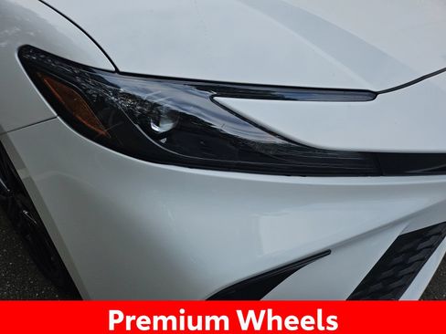 Used 2026 Toyota Camry SE w/ Convenience Package FWD image 13