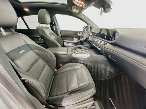 Used 2025 Mercedes-Benz GLE 53 AMG 4MATIC Coupe image 31