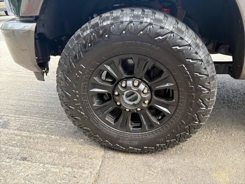 Used 2022 Ford F350 King Ranch w/ Tremor Off-Road Package AWD/4WD image 8