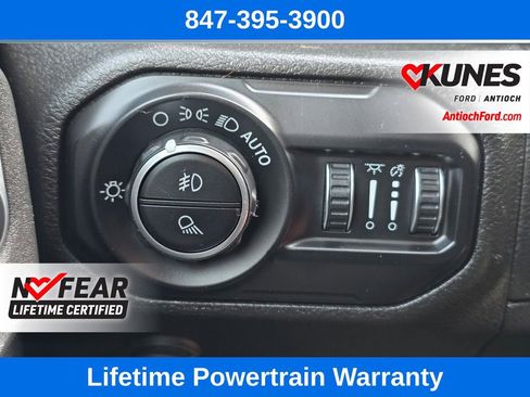 Used 2020 Jeep Gladiator Overland image 54