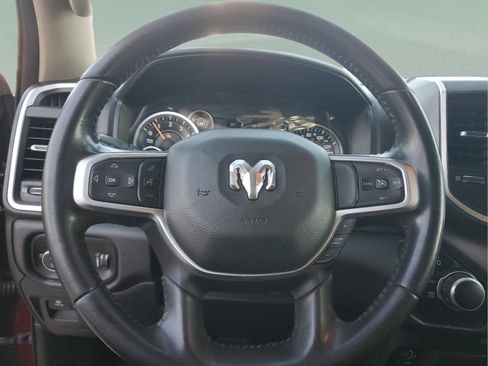 Used 2020 RAM 1500 Big Horn AWD/4WD image 15