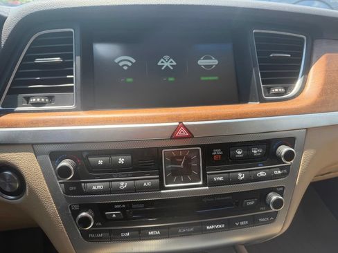 Used 2018 Genesis G80 5.0 Ultimate RWD image 11