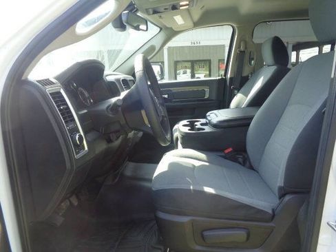 Used 2022 RAM 1500 Classic SLT w/ Electronics Group AWD/4WD image 10