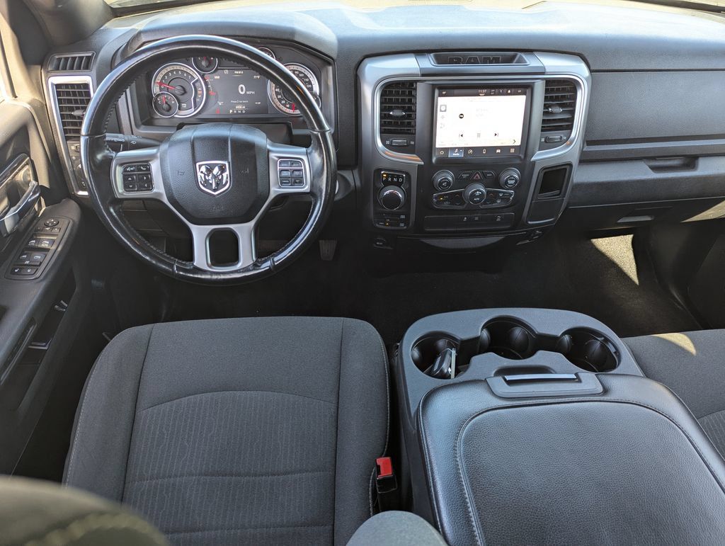 Used 2022 RAM 1500 Warlock AWD/4WD image 29