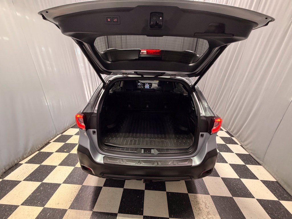 Certified 2024 Subaru Outback Onyx Edition XT w/ Popular Package #2 AWD/4WD image 7