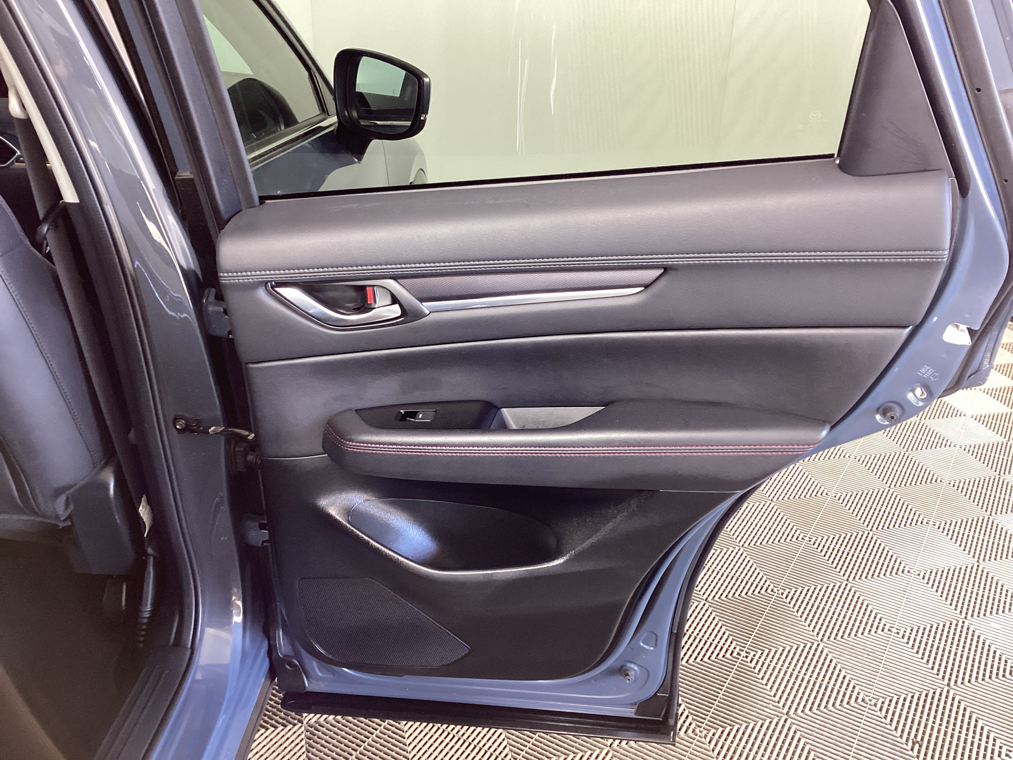 Used 2025 MAZDA CX-5 Carbon Edition AWD/4WD image 11