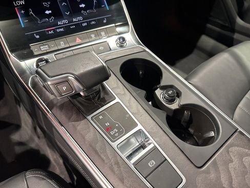 Used 2024 Audi A6 Premium Plus w/ Premium Plus Package image 16