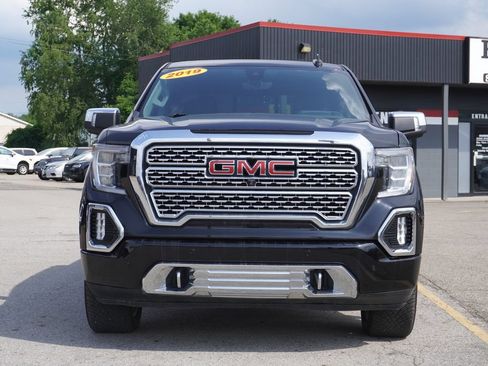 Used 2019 GMC Sierra 1500 Denali w/ Denali Ultimate Package AWD/4WD image 2