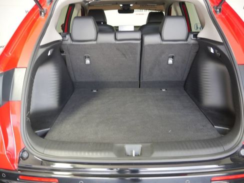 Used 2024 Honda HR-V EX-L image 10