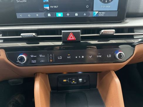 Certified 2026 Kia Sportage X-Line w/ X-Line Premium Package AWD/4WD image 18
