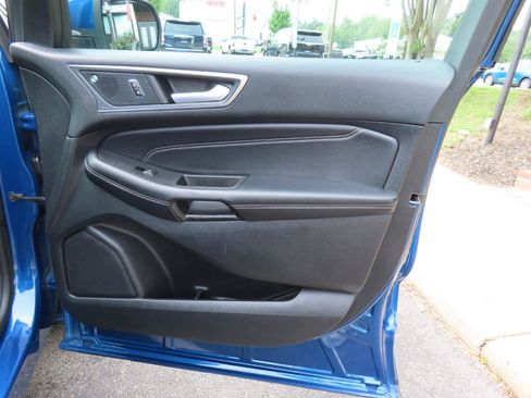 Used 2021 Ford Edge Titanium w/ Cargo Accessory Package FWD image 23