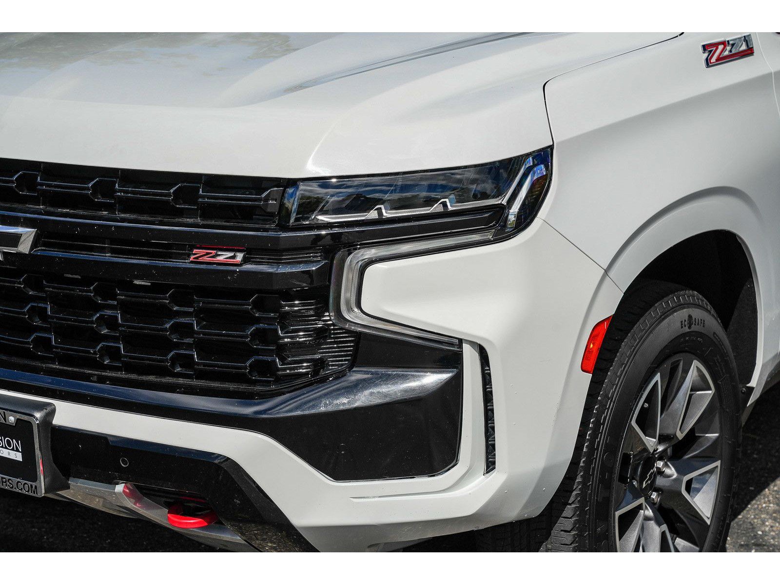 Used 2023 Chevrolet Suburban Z71 AWD/4WD image 7