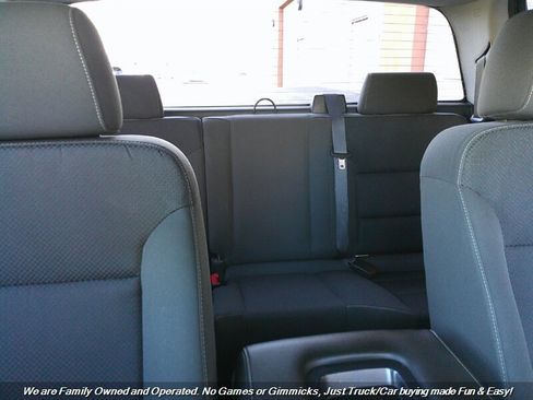 Used 2017 GMC Sierra 1500 SLE w/ SLE Value Package image 24