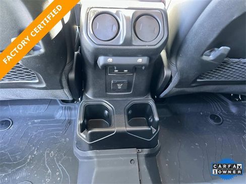 Certified 2024 Jeep Gladiator Rubicon image 17