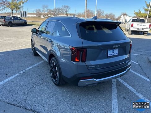 Used 2025 Kia Sorento SX image 24