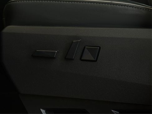 Used 2025 Tesla Cybertruck AWD Crew Cab image 28