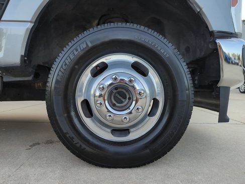 Used 2023 Ford F350 XLT AWD/4WD image 26