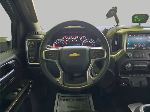 Used 2022 Chevrolet Silverado 2500 LT w/ Z71 Off-Road Package AWD/4WD image 15