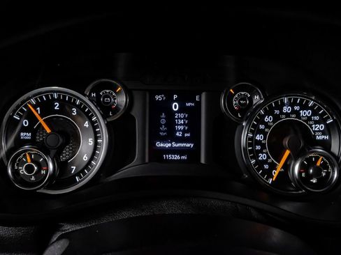 Used 2019 RAM 2500 Tradesman AWD/4WD image 18