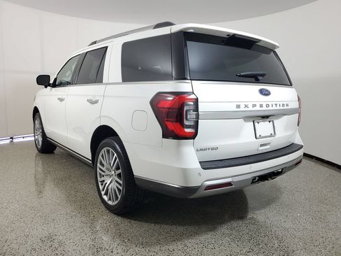 Used 2023 Ford Expedition Limited RWD image 4