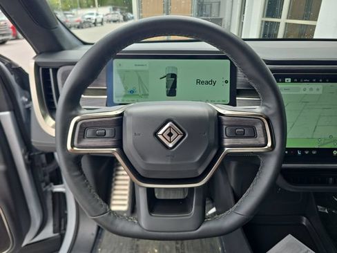 Used 2024 Rivian R1S Adventure AWD/4WD image 27