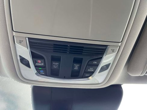 Used 2023 Acura RDX AWD w/ Technology Package image 35