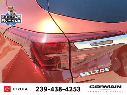Used 2023 Kia Seltos SX AWD/4WD image 16